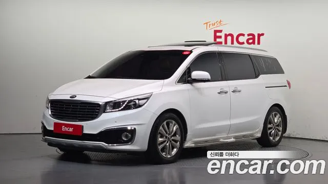Kia Canival 2015 — photo 1