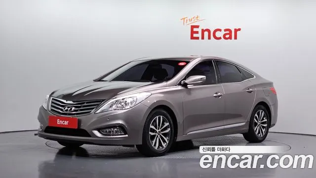 Hyundai Grandeur 2011 — photo 1