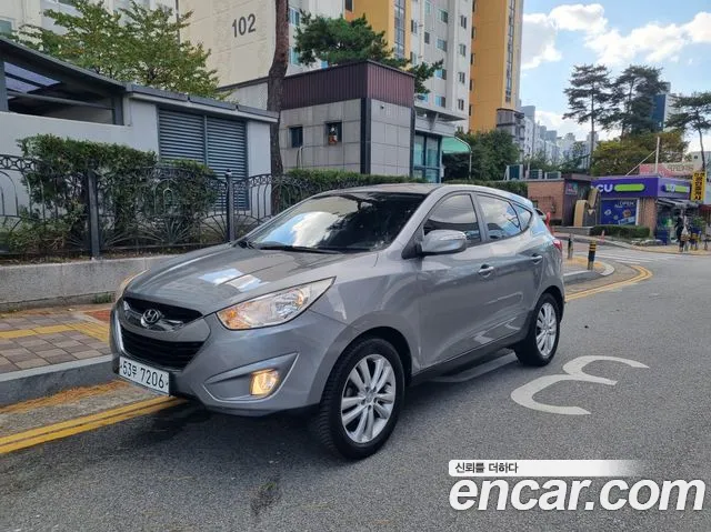 Hyundai Tucson 2010 — photo 1