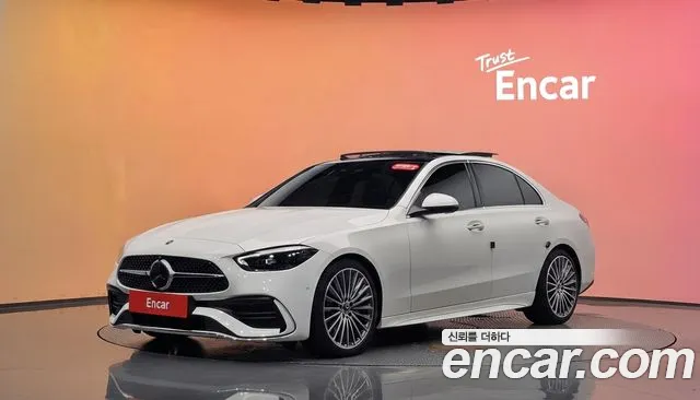 Mercedes-Benz C-Class 2023 — photo 1