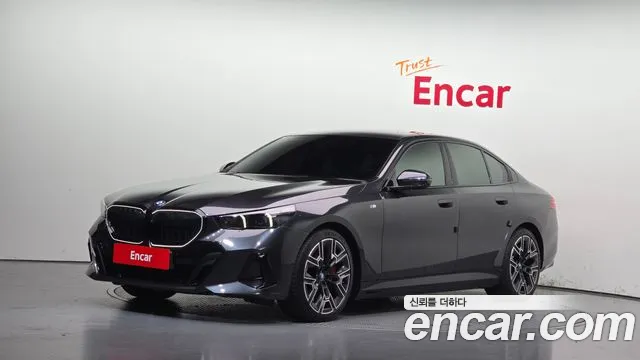BMW i5 2024 — photo 1