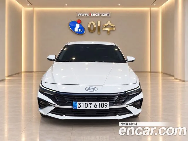 Hyundai AVANTE 2025 — photo 1