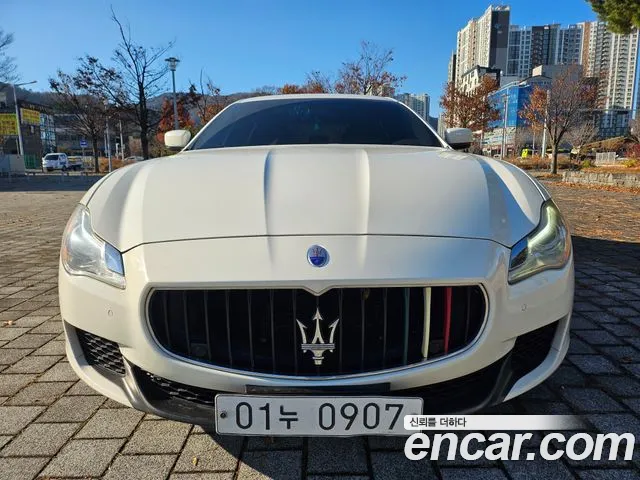 Maserati Quattroporte 2016 — photo 1