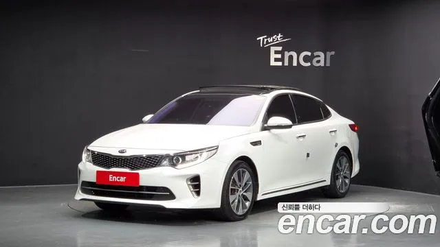 Kia K5 2016 — photo 1