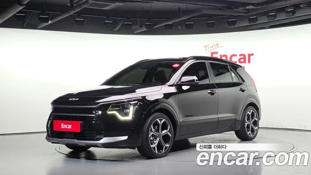 Kia Niro 2022 — photo 1