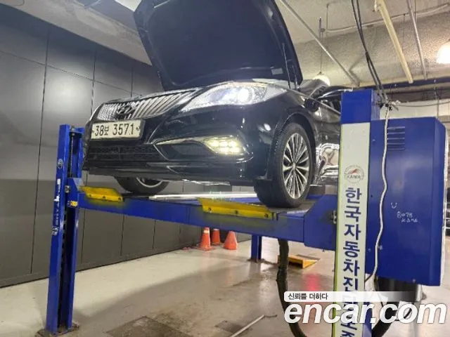 Hyundai Grandeur 2013 — photo 1