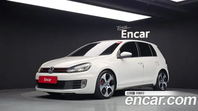 Volkswagen Golf 2011 — photo 1