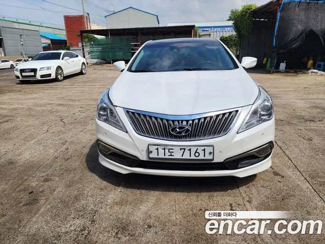 Hyundai Grandeur 2015 — photo 1