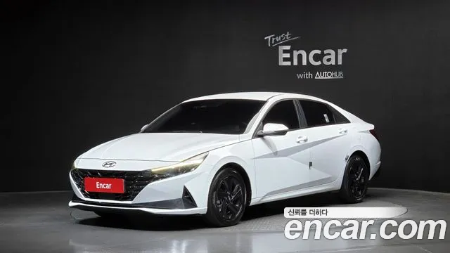 Hyundai AVANTE 2023 — photo 1