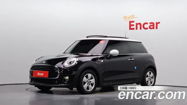 Mini Cooper 2017 — photo 1