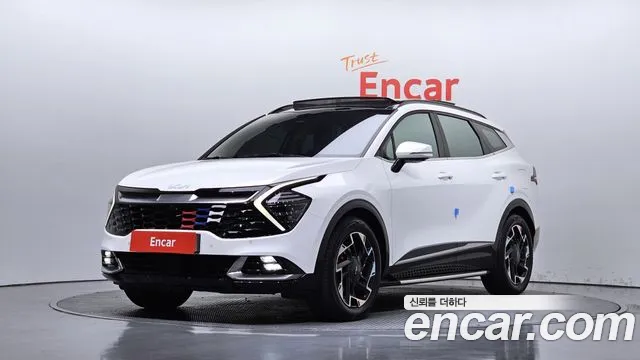 Kia Sportage 2023 — photo 1