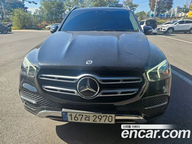 Mercedes-Benz GLE-Class 2021 — photo 1