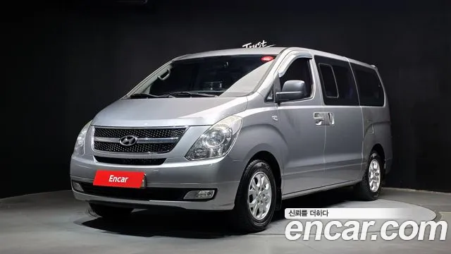 Hyundai Starex 2014 — photo 1