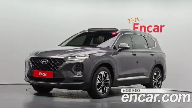 Hyundai Santafe 2019 — photo 1
