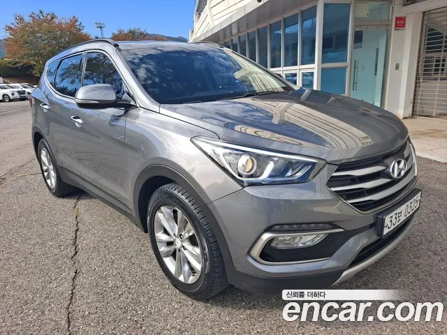 Hyundai Santafe 2016 — photo 1