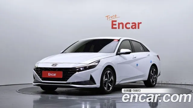Hyundai AVANTE 2023 — photo 1
