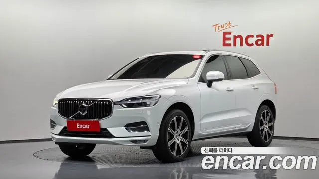 Volvo XC60 2019 — photo 1