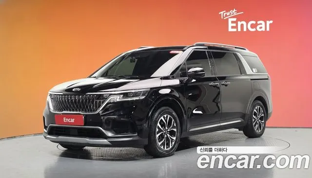 Kia Canival 2021 — photo 1