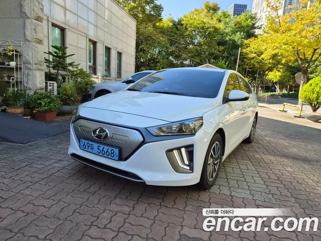 Hyundai Ioniq 2020 — photo 1