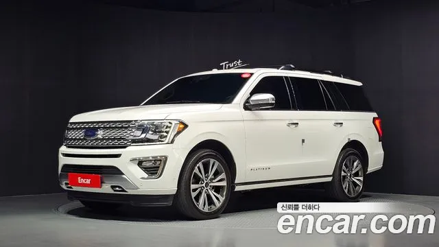 Ford Expedition 2021 — photo 1