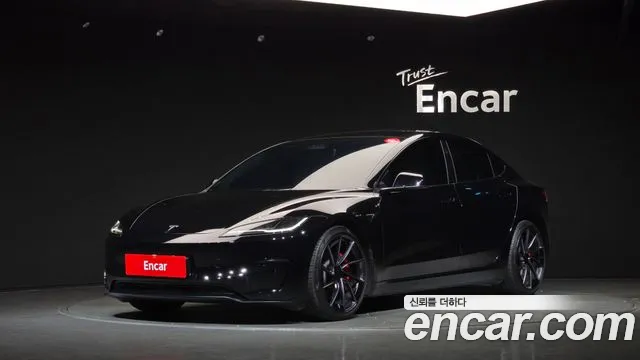 Tesla Model 3 2024 — photo 1
