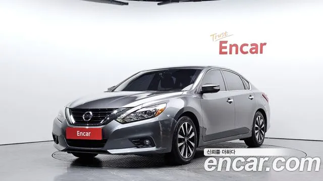 Nissan Altima 2018 — photo 1