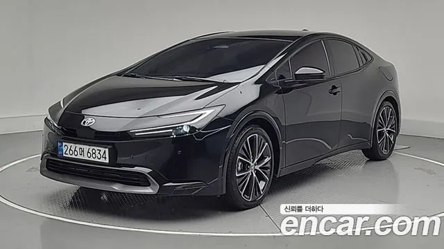 Toyota Prius 2026 — photo 1
