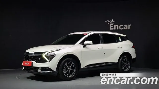 Kia Sportage 2022 — photo 1