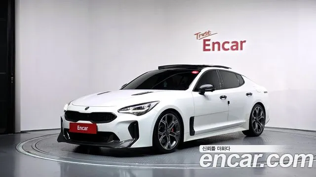 Kia Stinger 2021 — photo 1