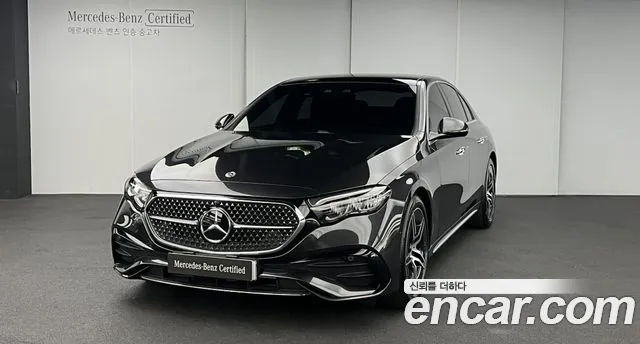 Mercedes-Benz E-Class 2026 — photo 1
