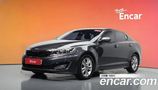 Kia K5 2012 — photo 1
