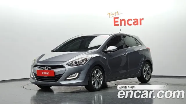 Hyundai i30 2014 — photo 1