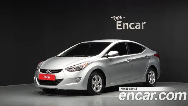 Hyundai AVANTE 2013 — photo 1