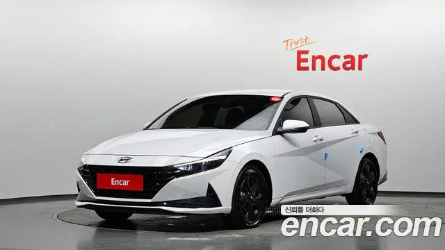 Hyundai AVANTE 2023 — photo 1