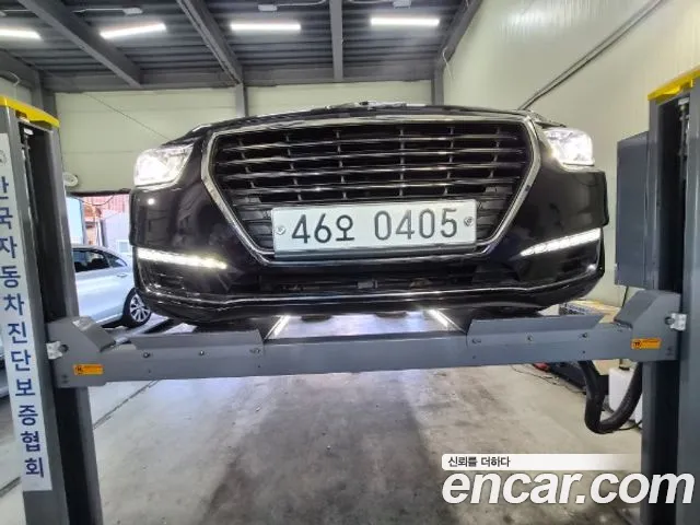 Genesis EQ900 2016 — photo 1