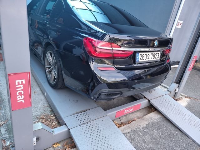 BMW 7-Series 2017 — inspection photo 2