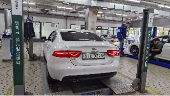 Jaguar XE 2016 — inspection photo 2