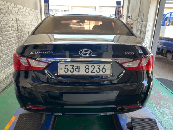 Hyundai Sonata 2010 — inspection photo 2