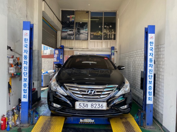 Hyundai Sonata 2010 — inspection photo 1