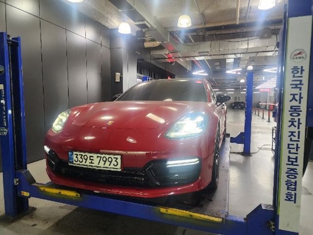 Porsche Panamera 2020 — inspection photo 1