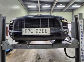 Porsche Macan 2017 — inspection photo 1