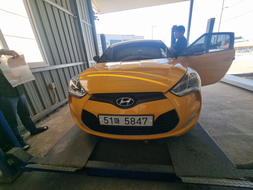 Hyundai Veloster 2012 — inspection photo 1