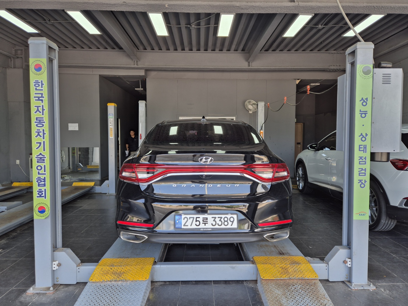 Hyundai Grandeur 2018 — inspection photo 2