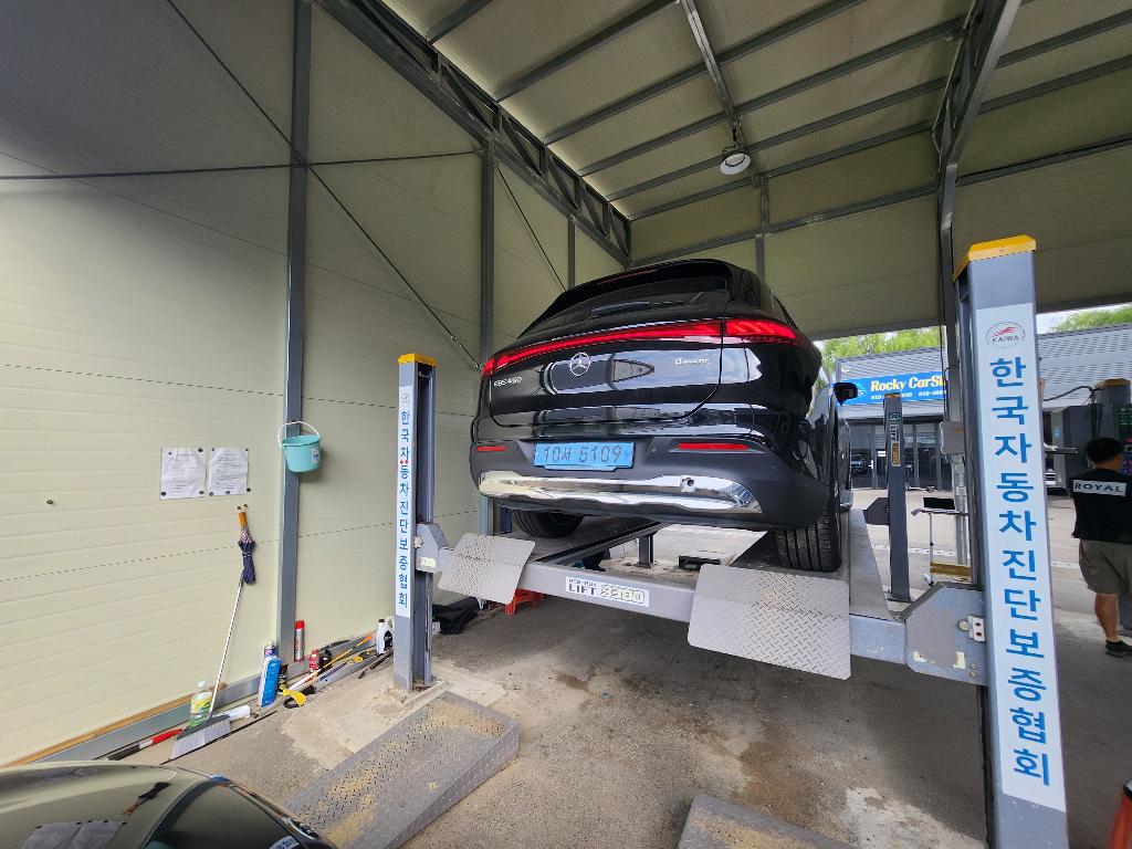 Mercedes-Benz EQS 2023 — inspection photo 2