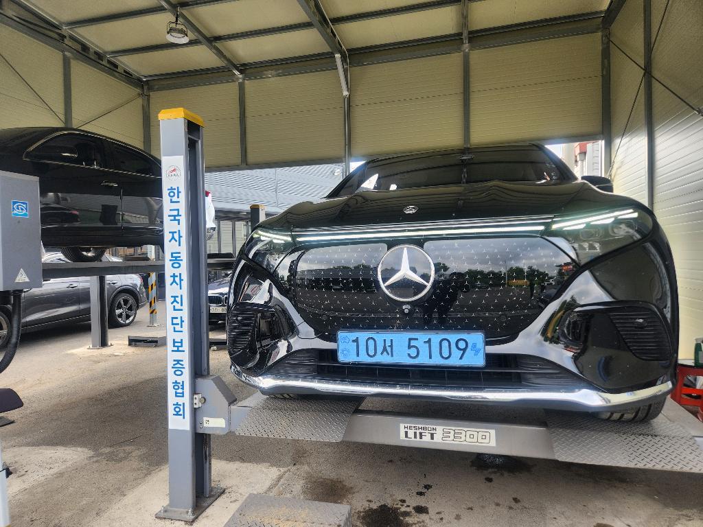 Mercedes-Benz EQS 2023 — inspection photo 1
