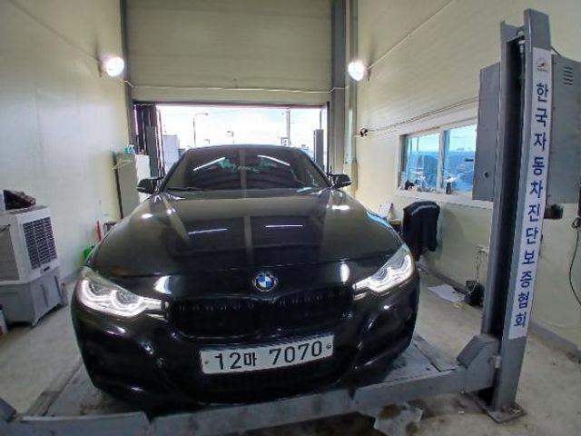 BMW 3-Series 2018 — inspection photo 1