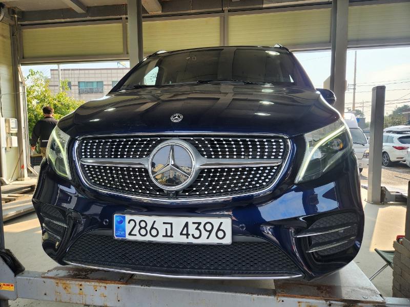 Mercedes-Benz V-Class 2022 — inspection photo 1