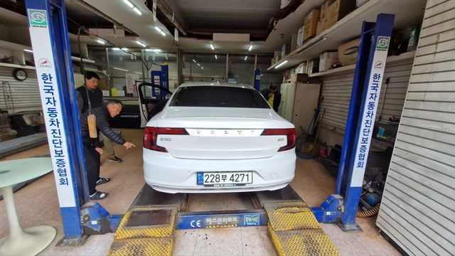 Volvo S90 2021 — inspection photo 2