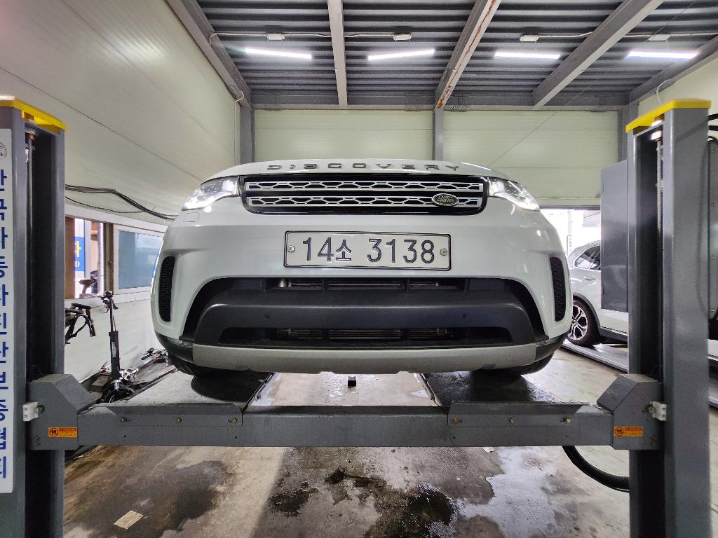 Land Rover Discovery 2017 — inspection photo 1