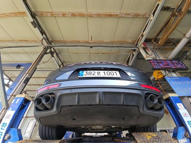 Porsche Panamera 2021 — inspection photo 2